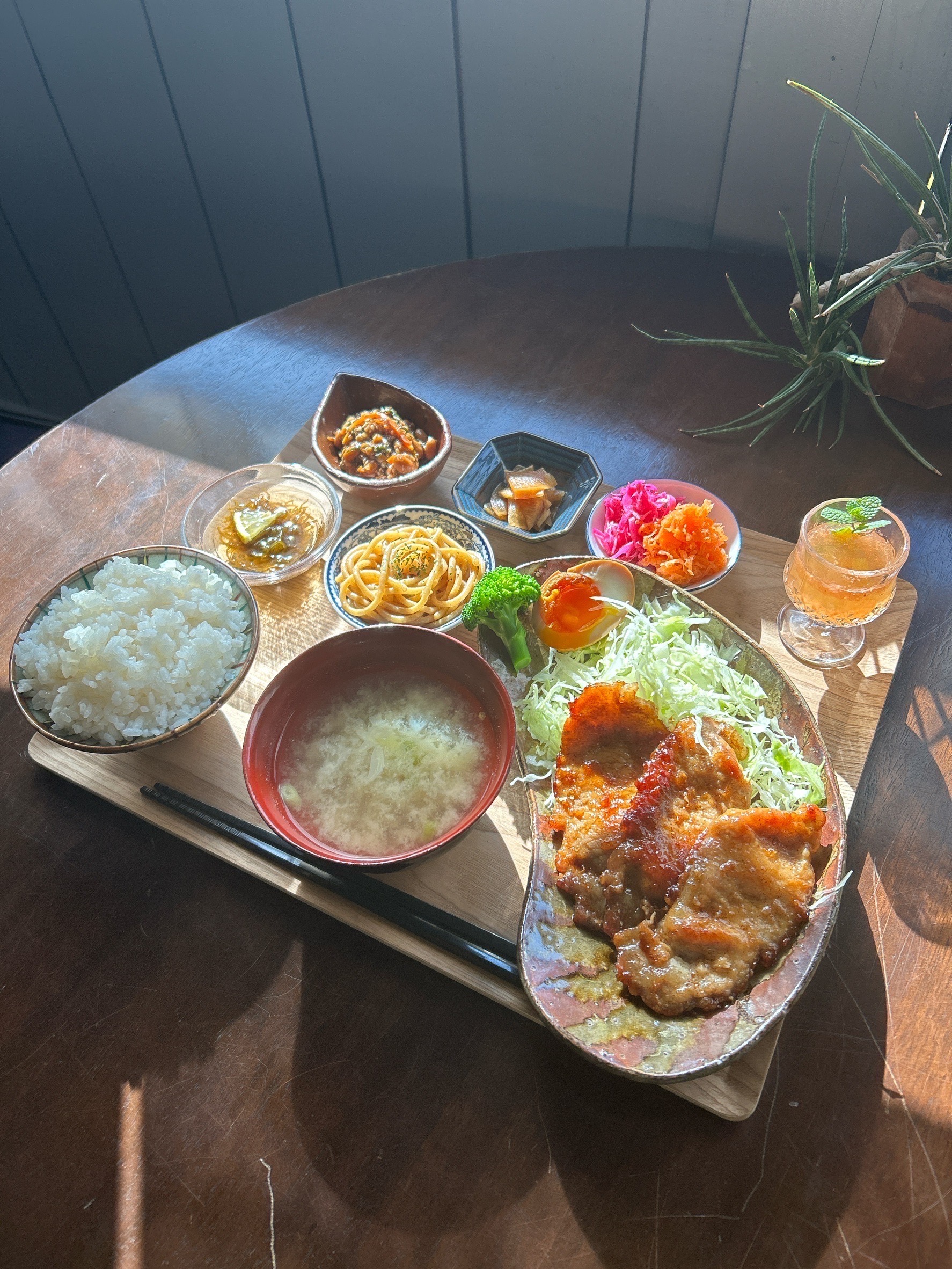 たんすの肥やし喫茶部